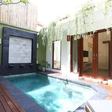 Jas Green Villas And Spa Seminyak  Room photo